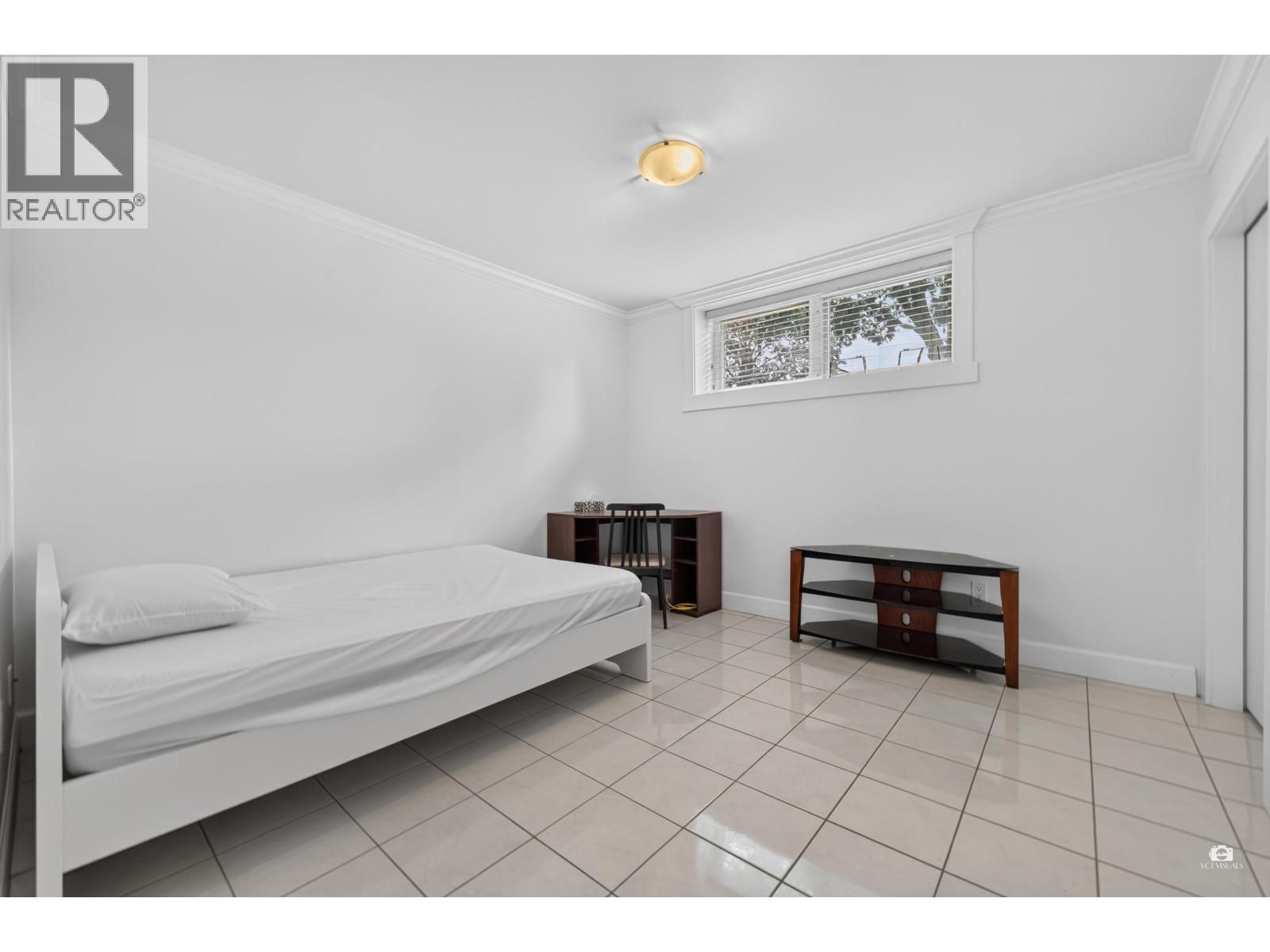 3873 Pine Street Property Photo 30