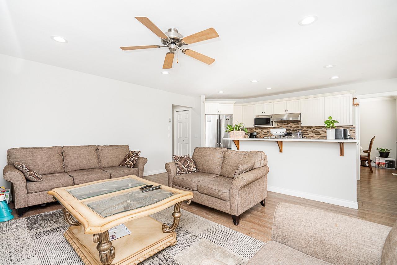 3659 Greendale Court Property Photo 7