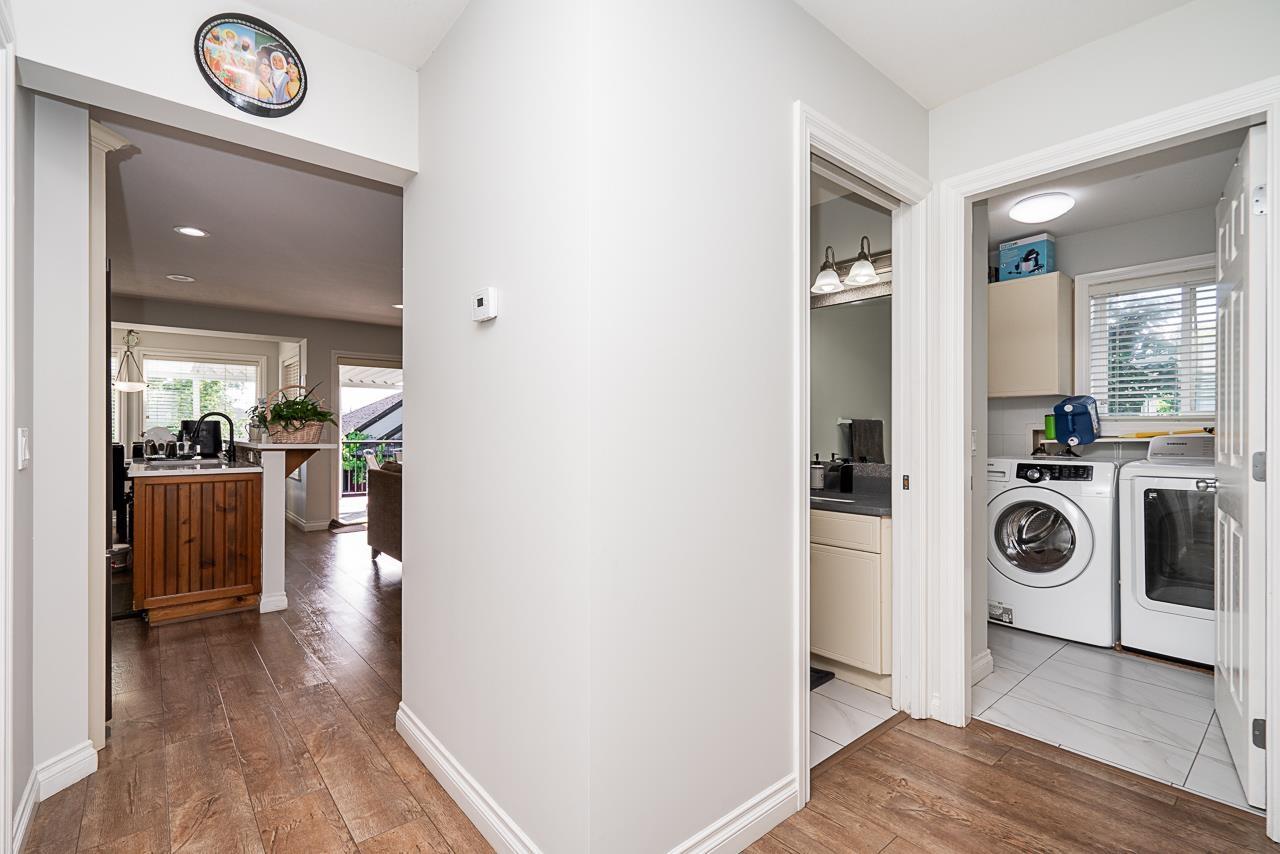 3659 Greendale Court Property Photo 16
