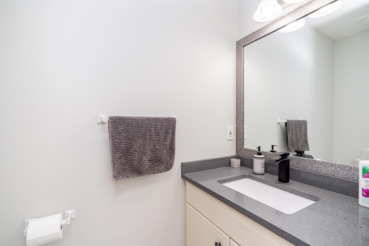 3659 Greendale Court Property Photo 17