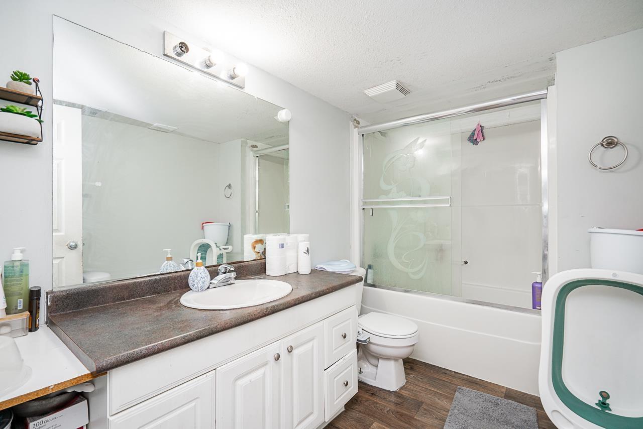 3659 Greendale Court Property Photo 32