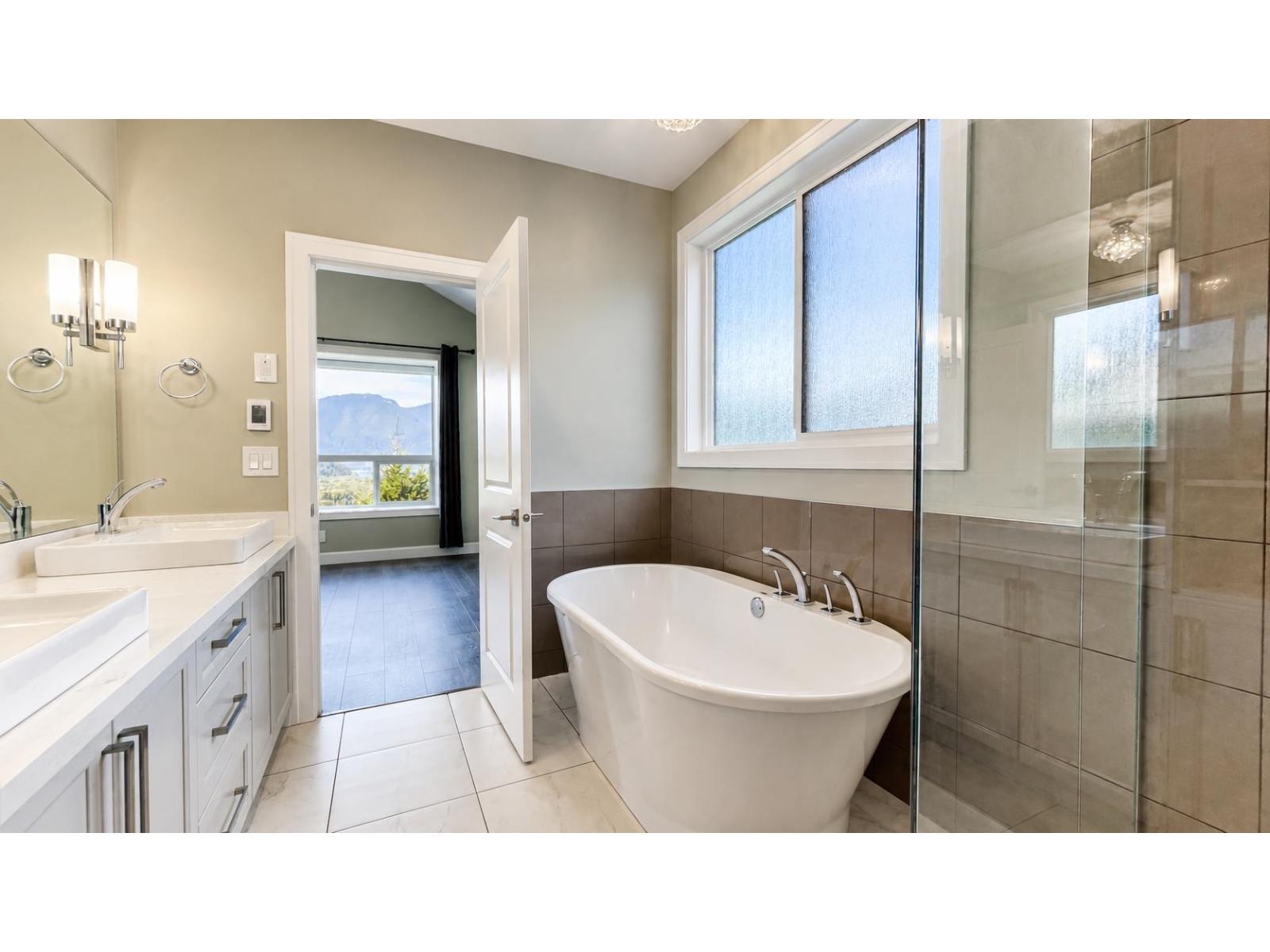 1445 Stromdahl Place Property Photo 16
