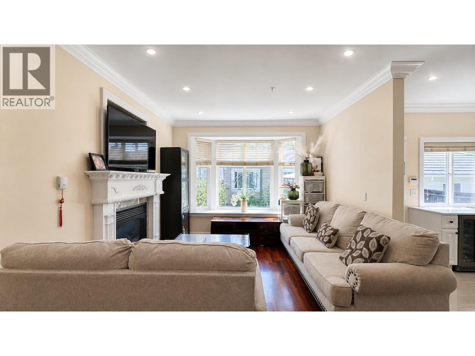 8318 Fremlin Street Property Photo 3