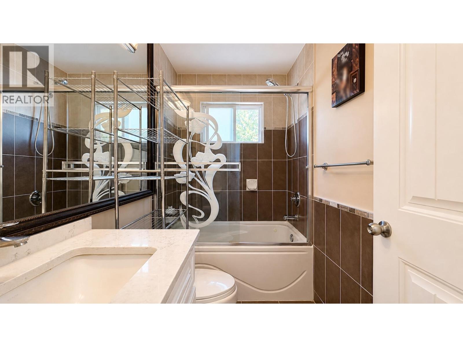 8318 Fremlin Street Property Photo 20