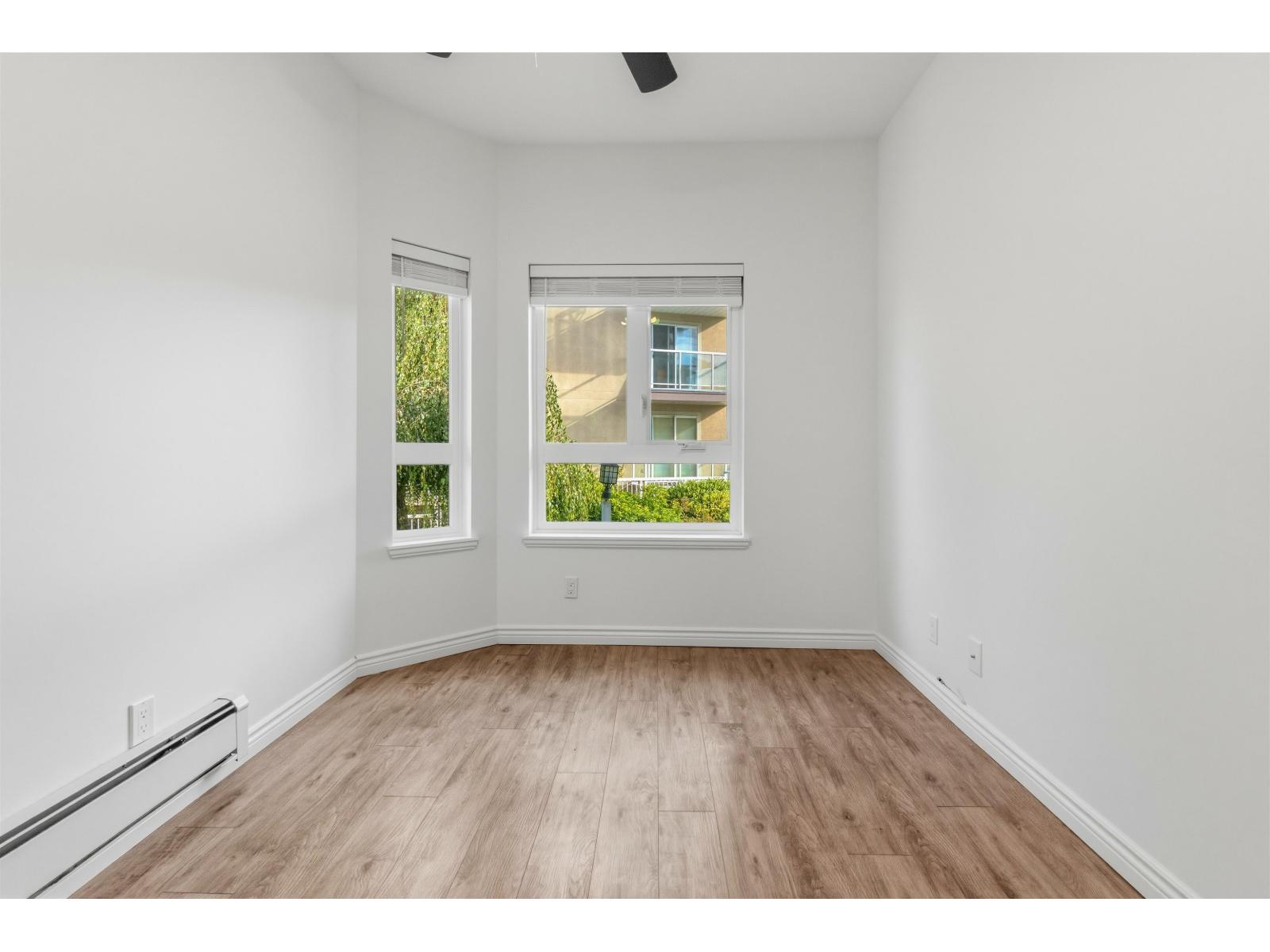 203 8142 120a Street Property Photo 16
