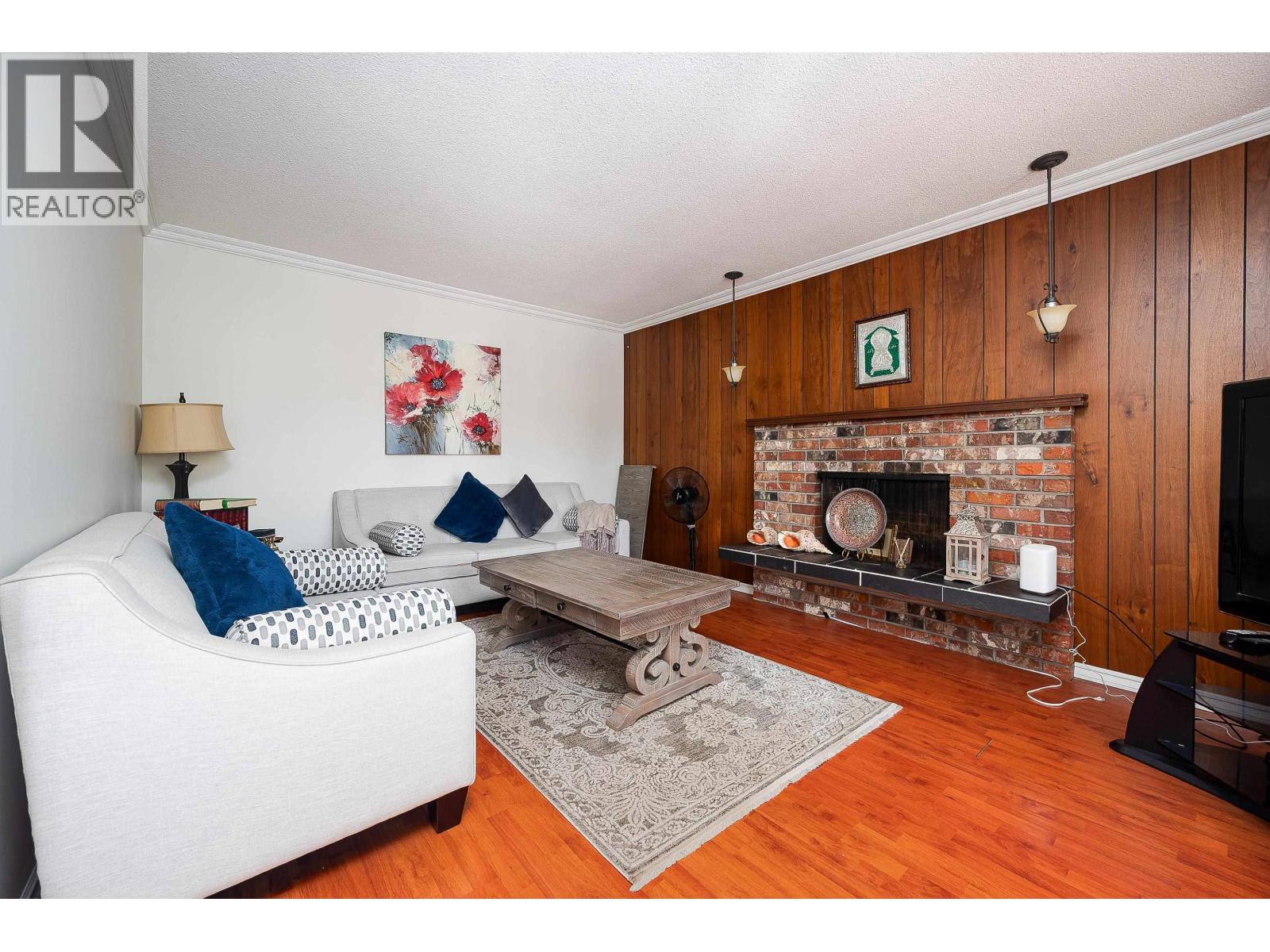 10240 Algonquin Drive Property Photo 6