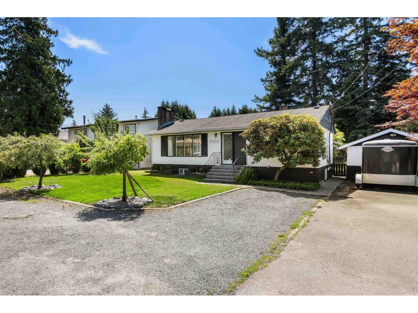 45210 Watson Road Property Photo 1