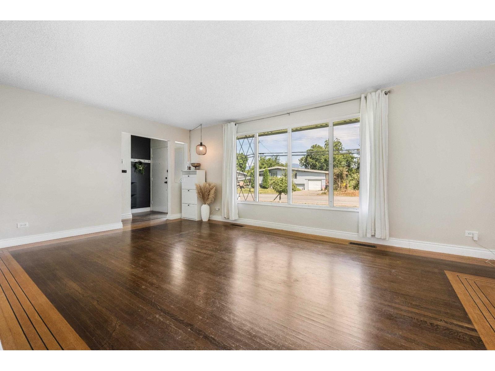 45210 Watson Road Property Photo 12