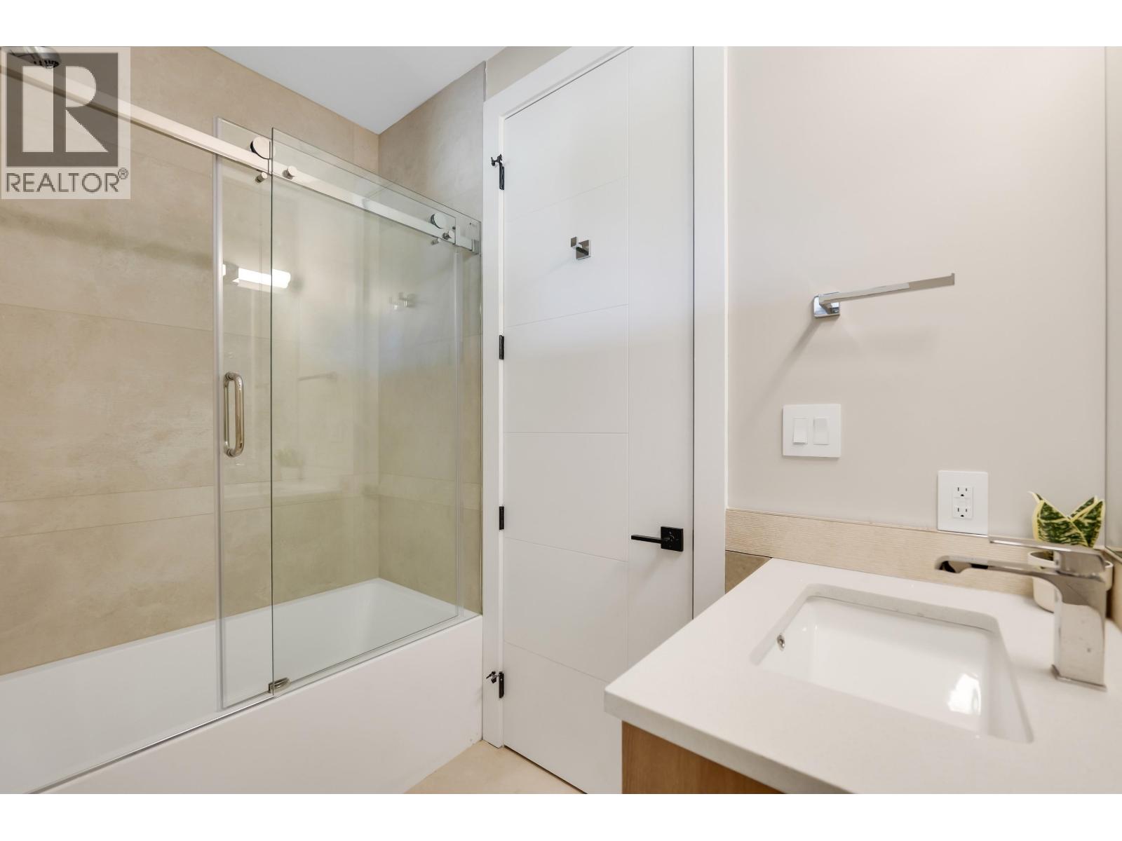 1352 Judd Road Property Photo 16