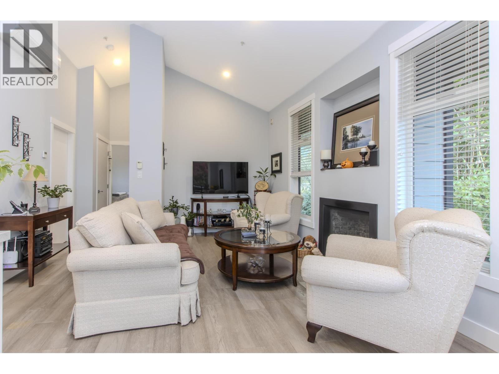 41281 Meadow Avenue Property Photo 16