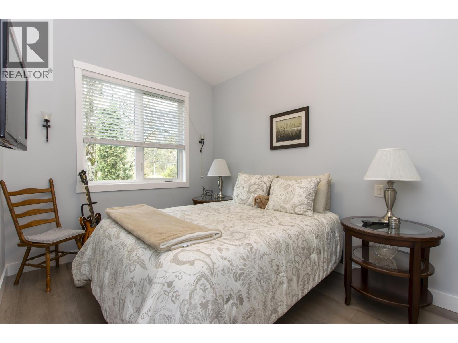 41281 Meadow Avenue Property Photo 18