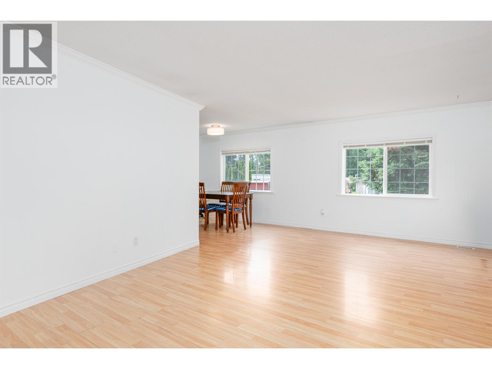 7167 Kennedy Crescent Property Photo 12
