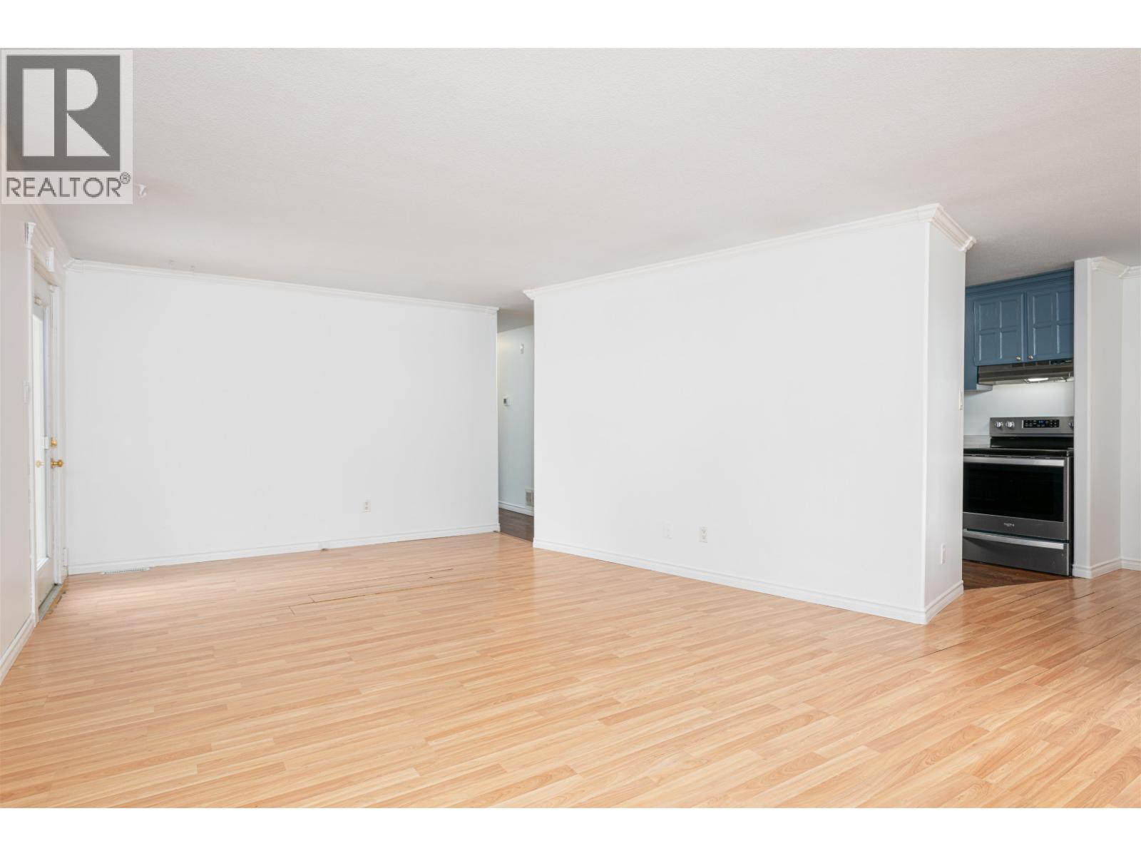 7167 Kennedy Crescent Property Photo 13