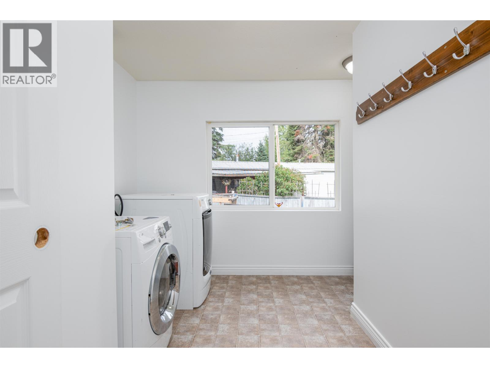 7167 Kennedy Crescent Property Photo 22