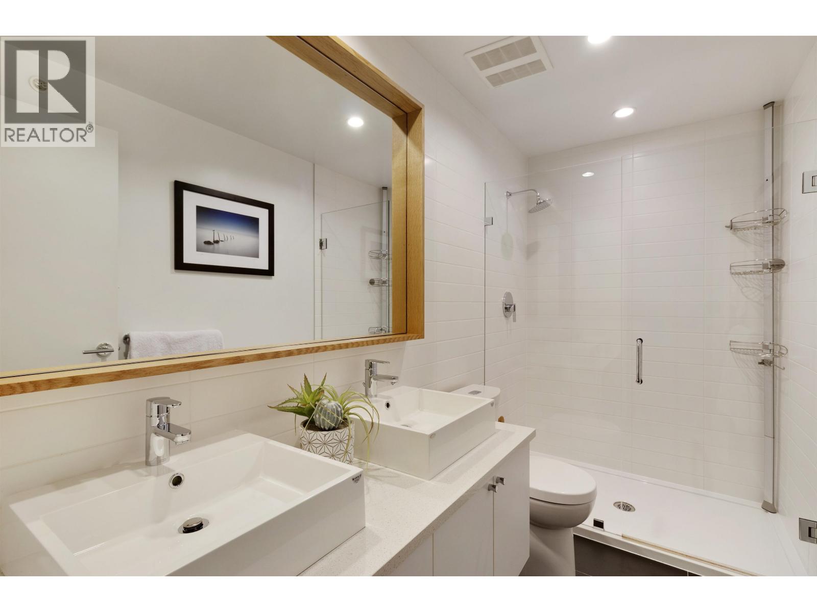 312 557 E Cordova Street Property Photo 12