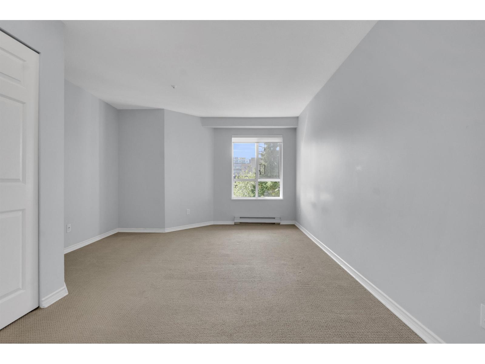 315 20448 Park Avenue Property Photo 13