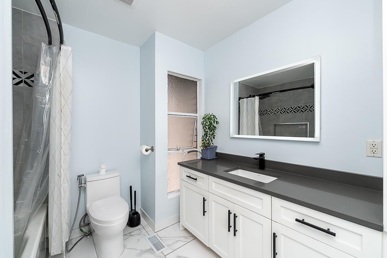 35 13795 102 Avenue Property Photo 19