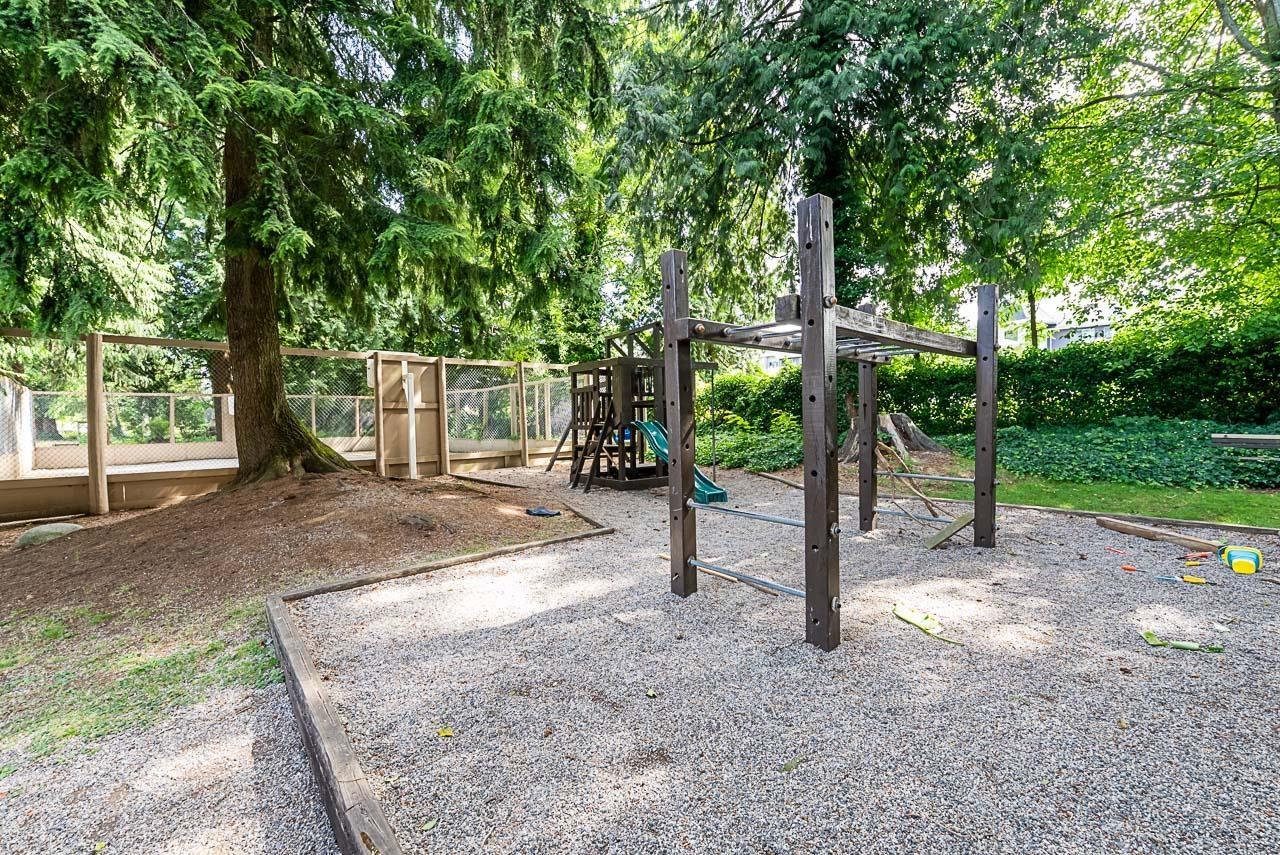 35 13795 102 Avenue Property Photo 34