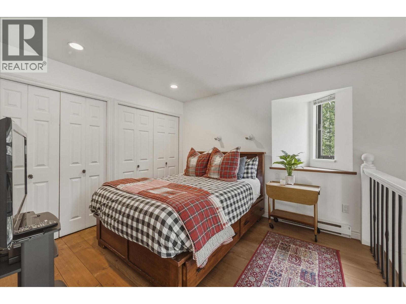 16 4510 Blackcomb Way Property Photo 11