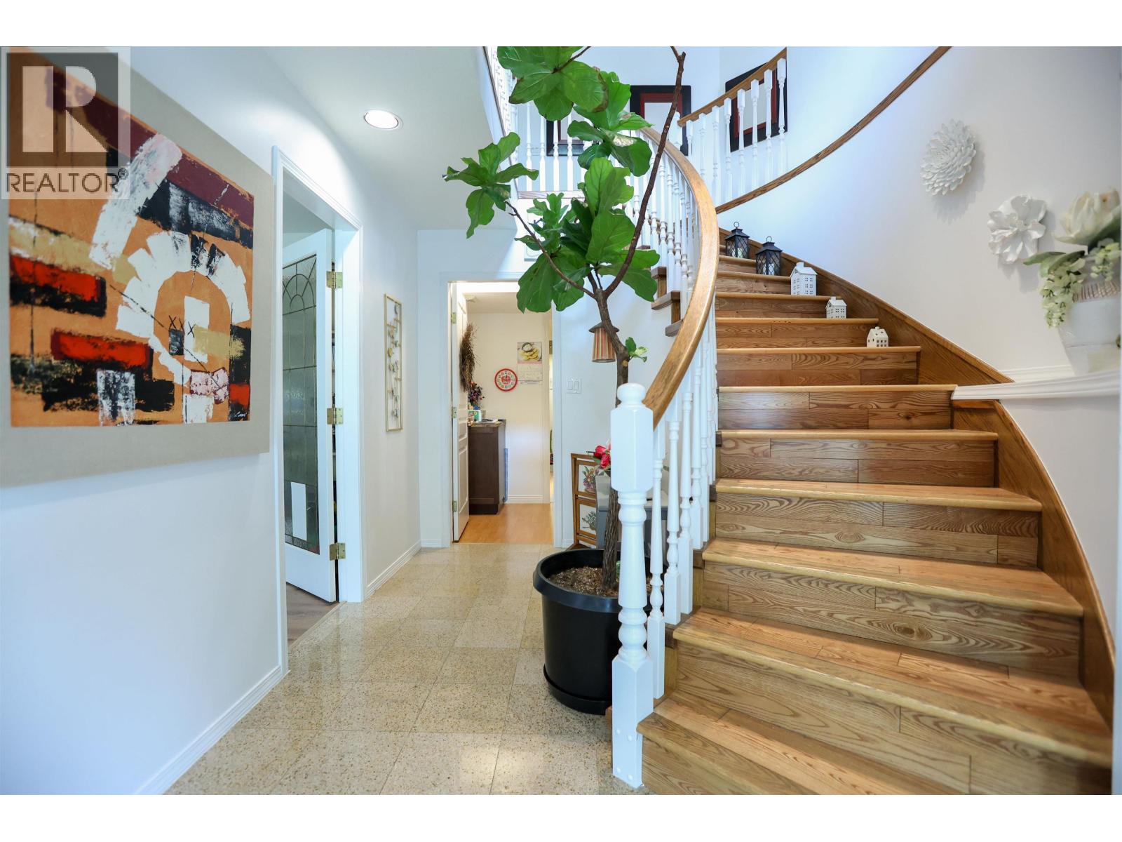 23711 106 Avenue Property Photo 4