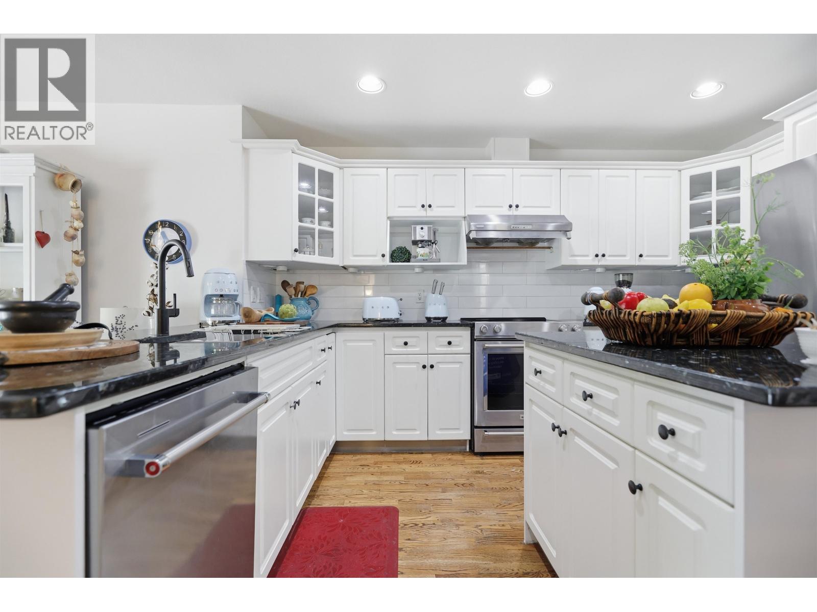 23711 106 Avenue Property Photo 16