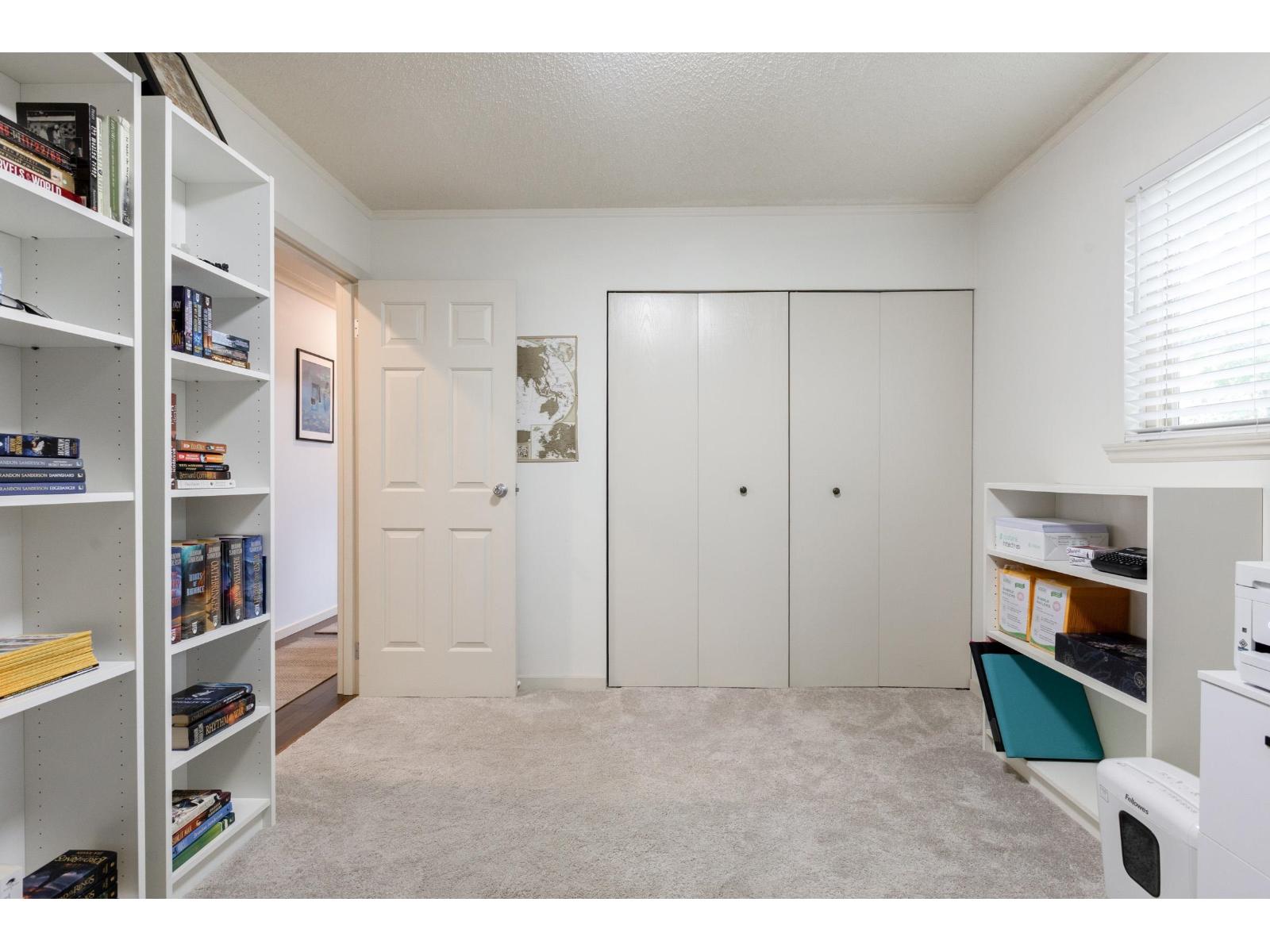 26481 30a Avenue Property Photo 17