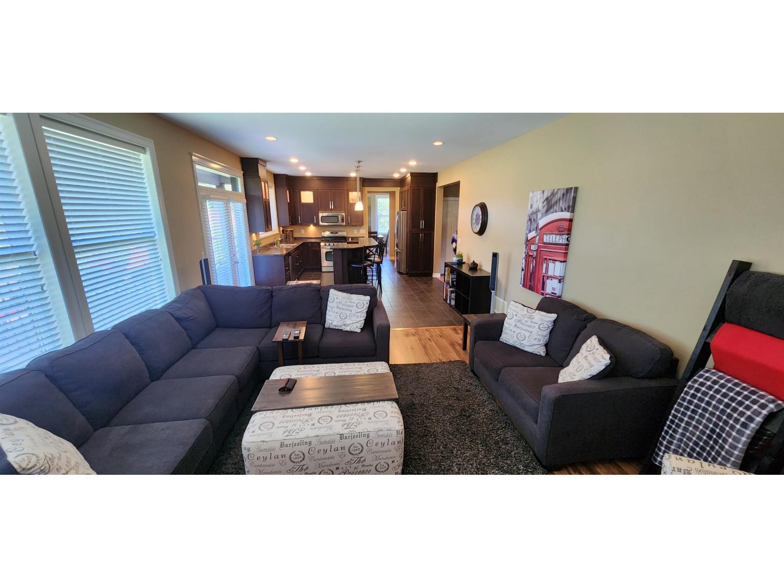 34324 White Avenue Property Photo 10