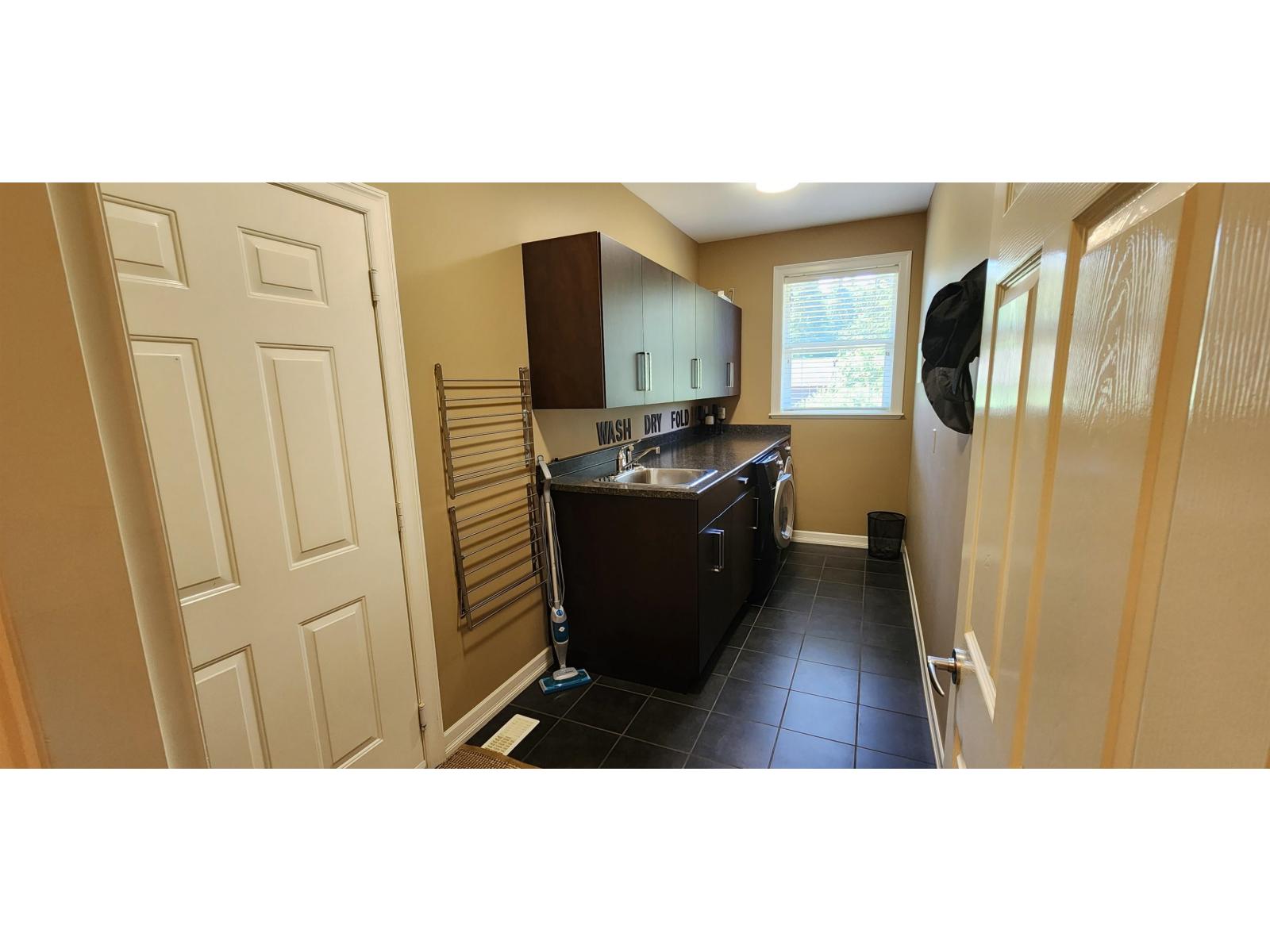 34324 White Avenue Property Photo 12