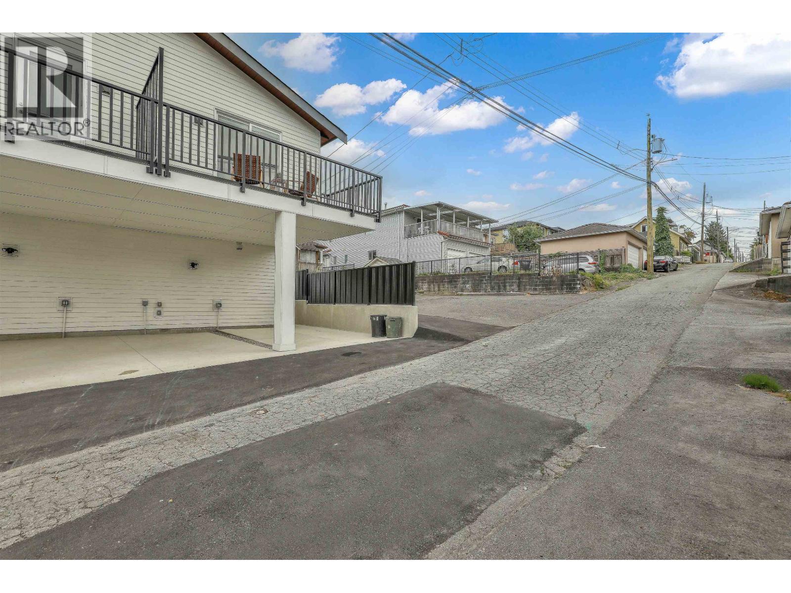 1 3183 Graveley Street Property Photo 33