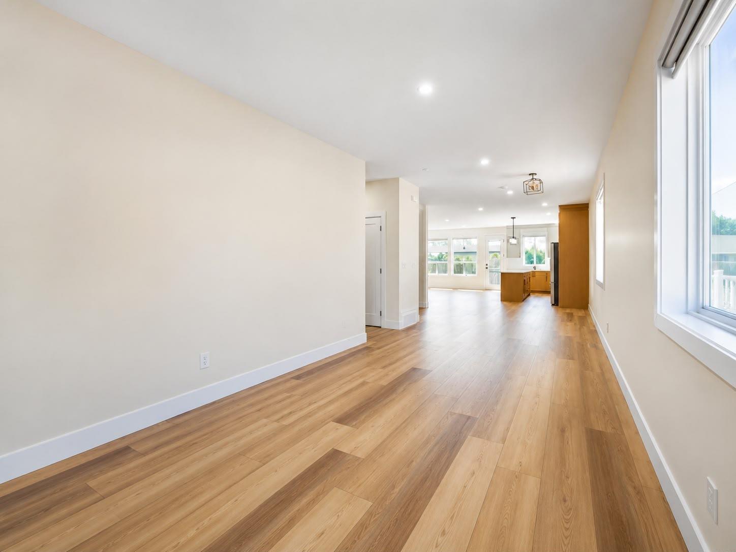 32034 Hillcrest Avenue Property Photo 4