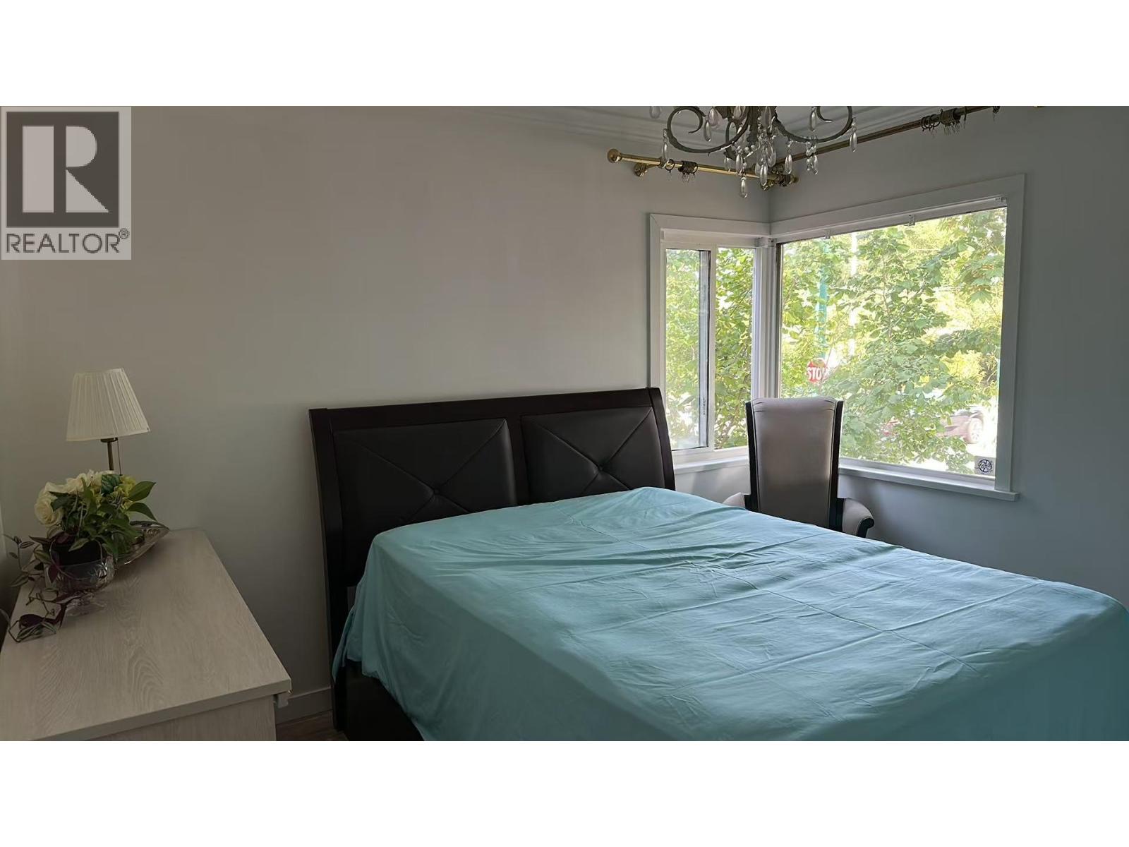 Upstair 5669 Crown Street Property Photo 1