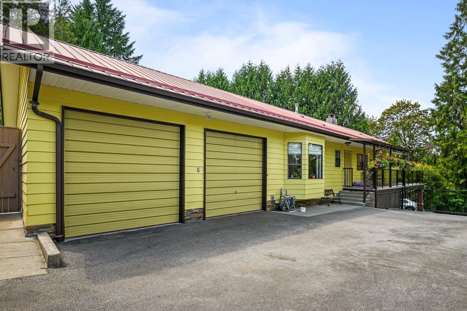 24089 Lougheed Highway Property Photo 2