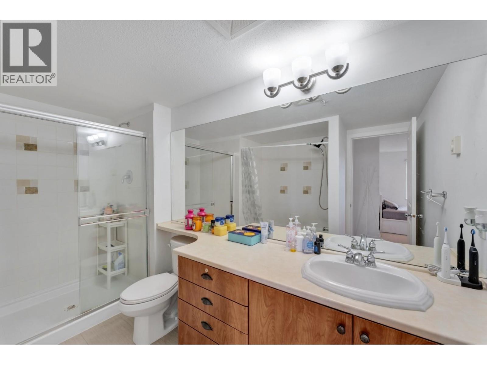 320 6508 Denbigh Avenue Property Photo 16