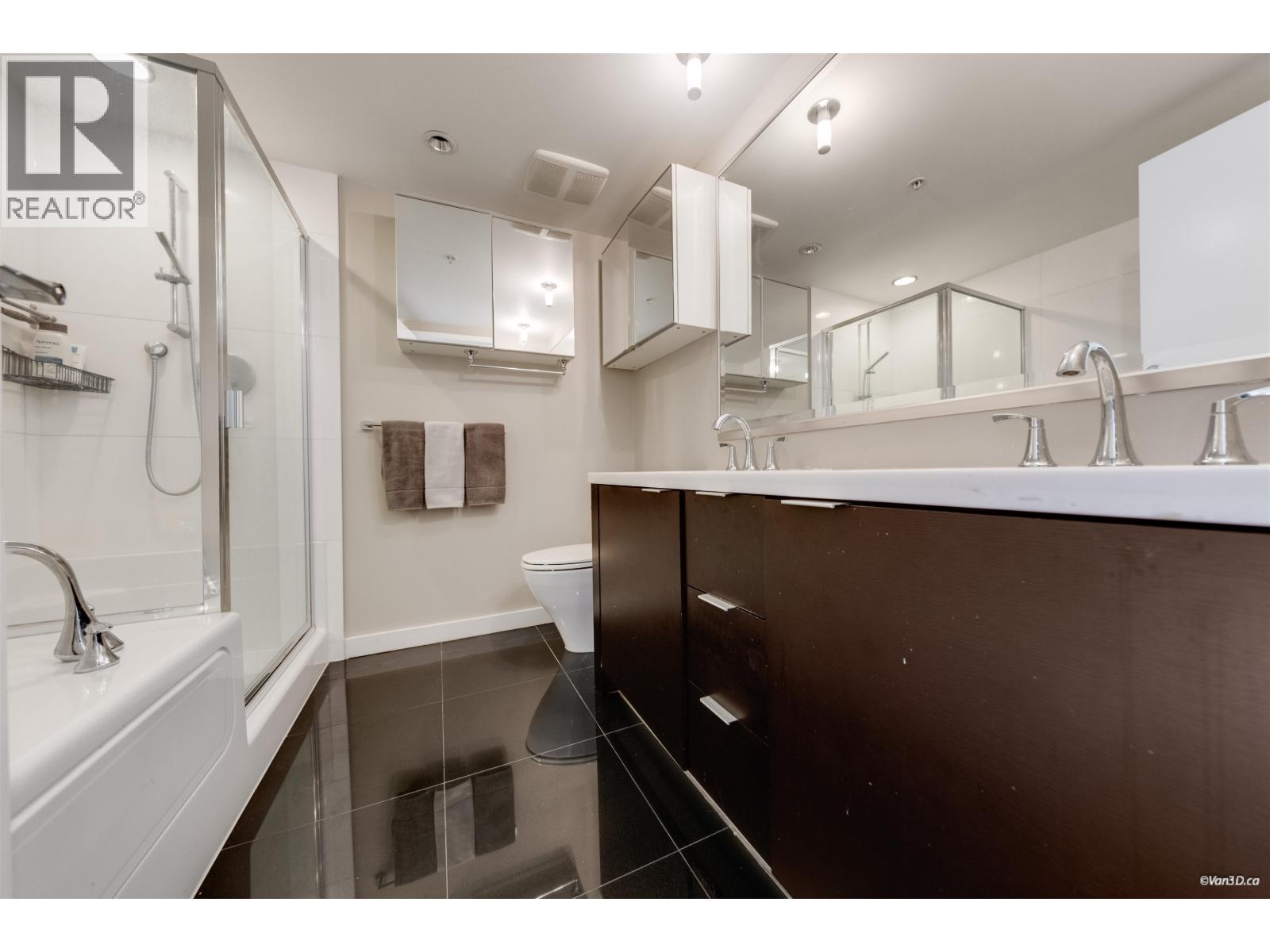 2705 918 Cooperage Way Property Photo 14