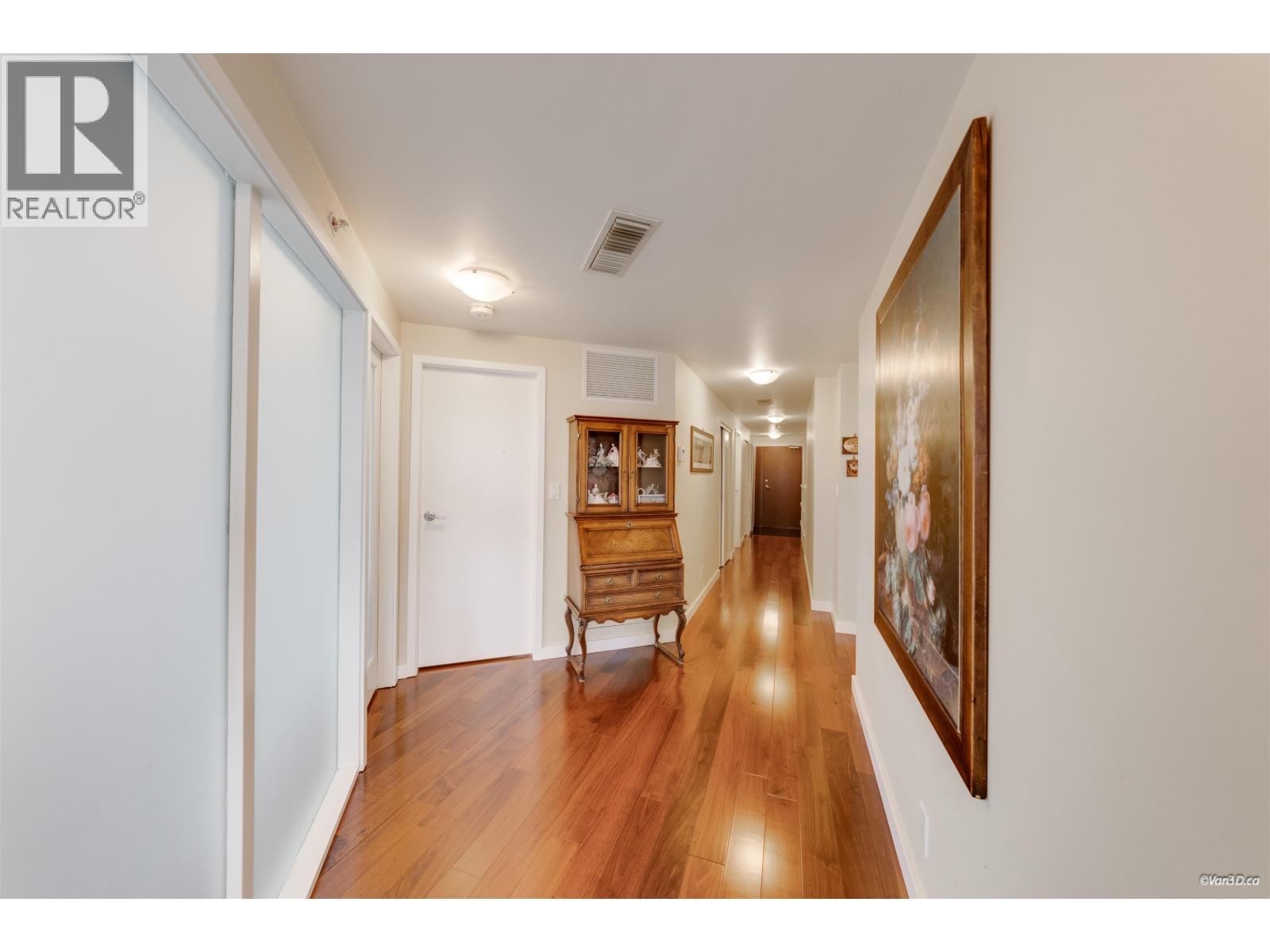 2705 918 Cooperage Way Property Photo 15
