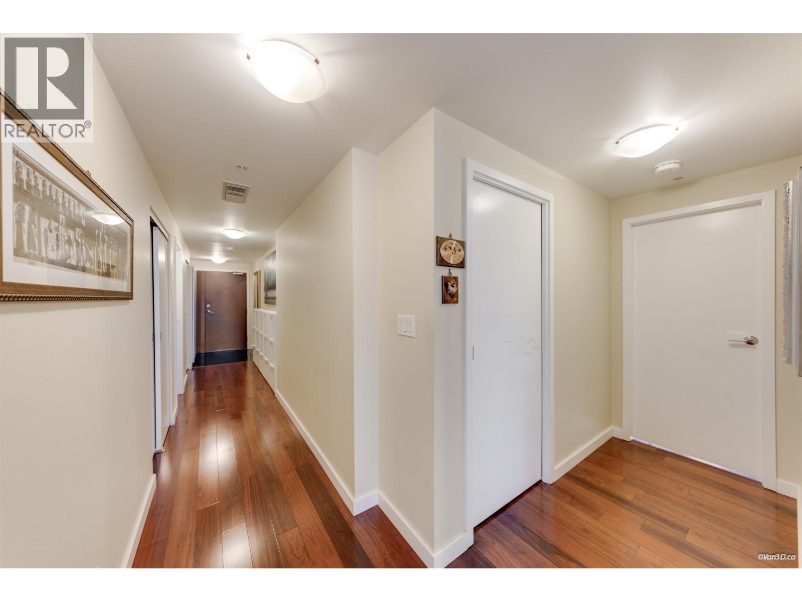 2705 918 Cooperage Way Property Photo 16
