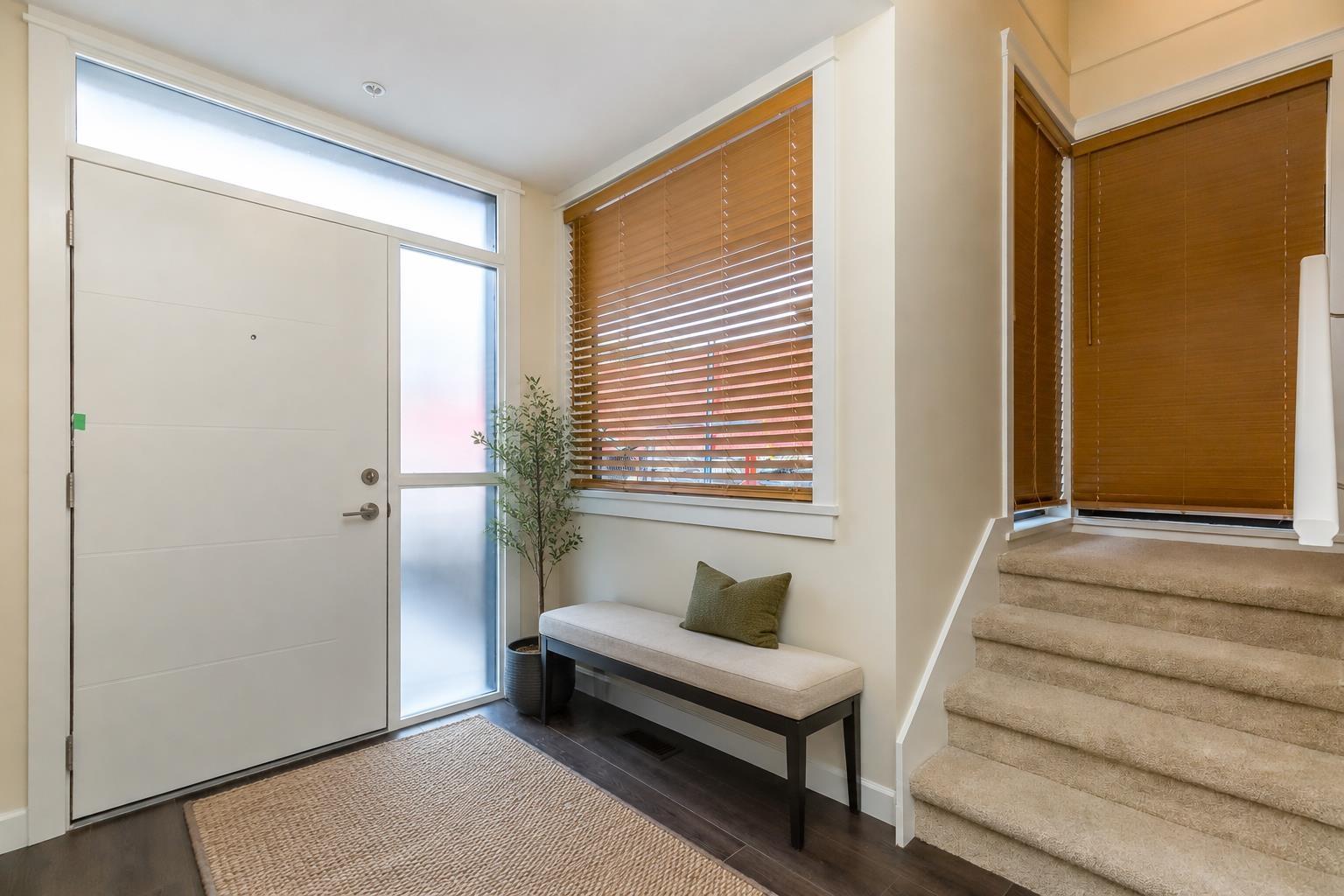 5 8567 204 Street Property Photo 2