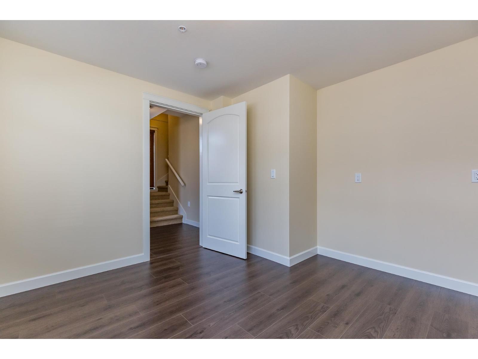 5 8567 204 Street Property Photo 19