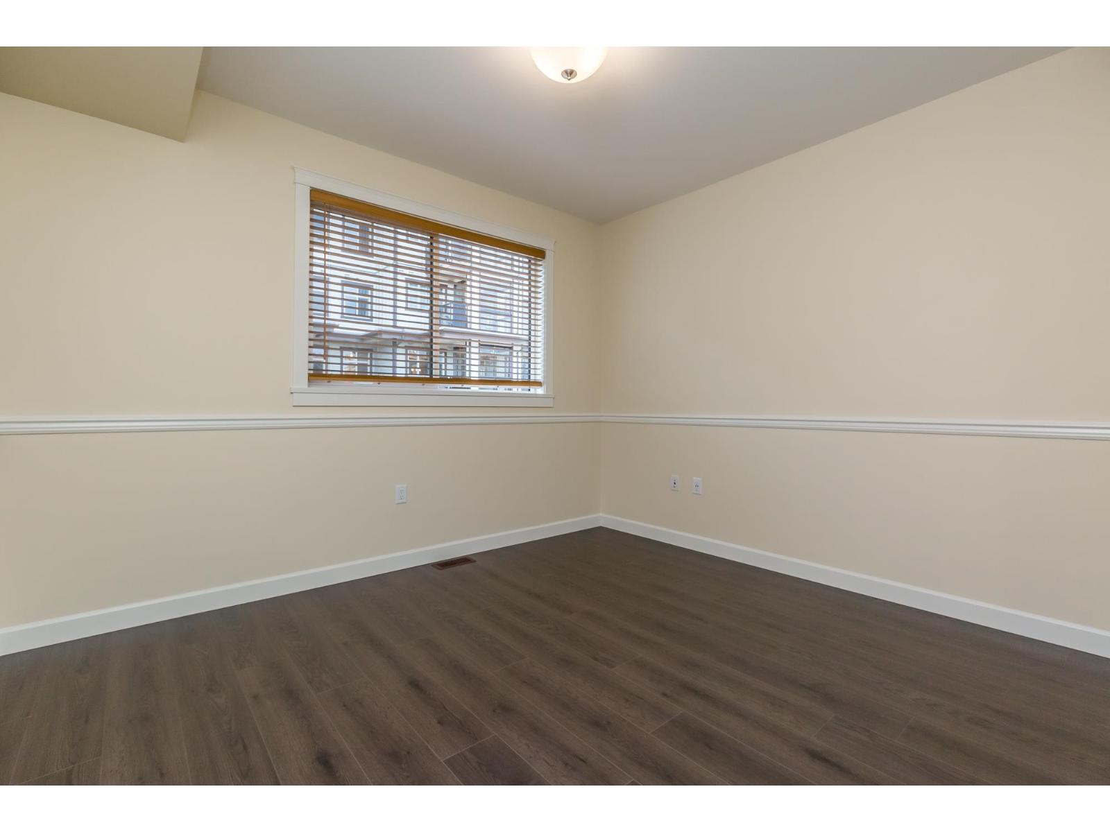 5 8567 204 Street Property Photo 29
