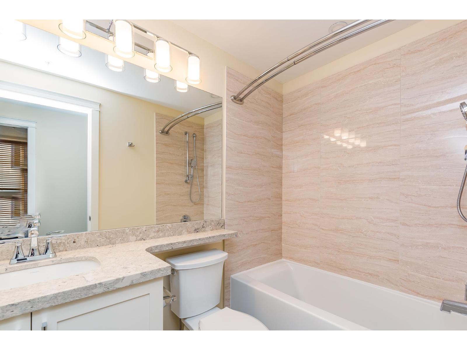 5 8567 204 Street Property Photo 32
