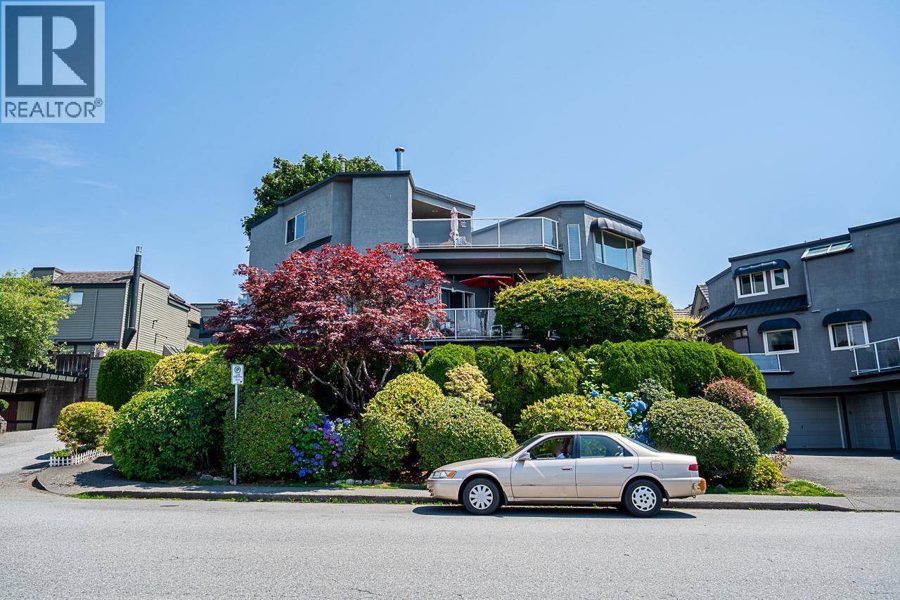 1416 Mahon Avenue Property Photo 1