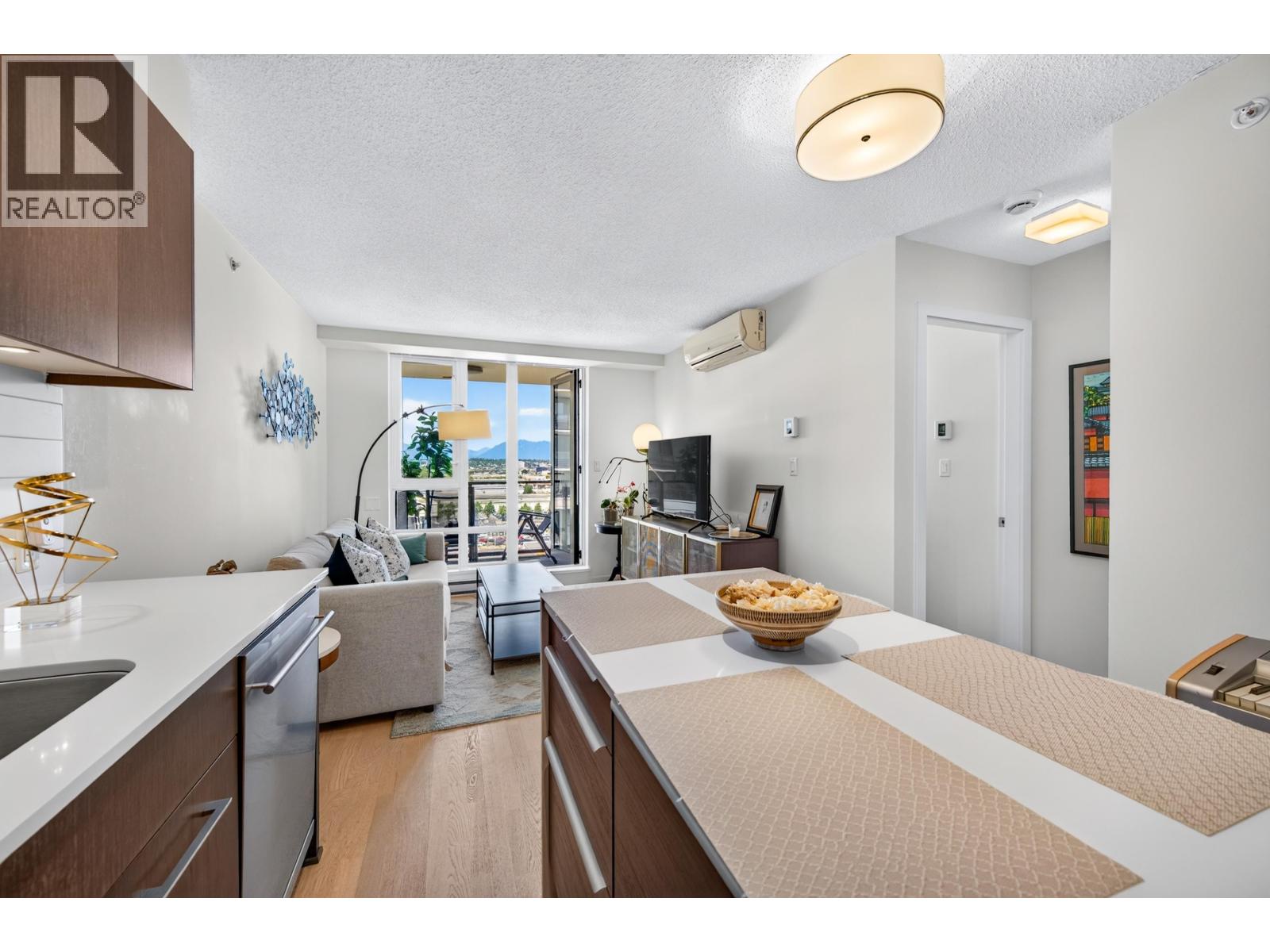 1305 7733 Firbridge Way Property Photo 12