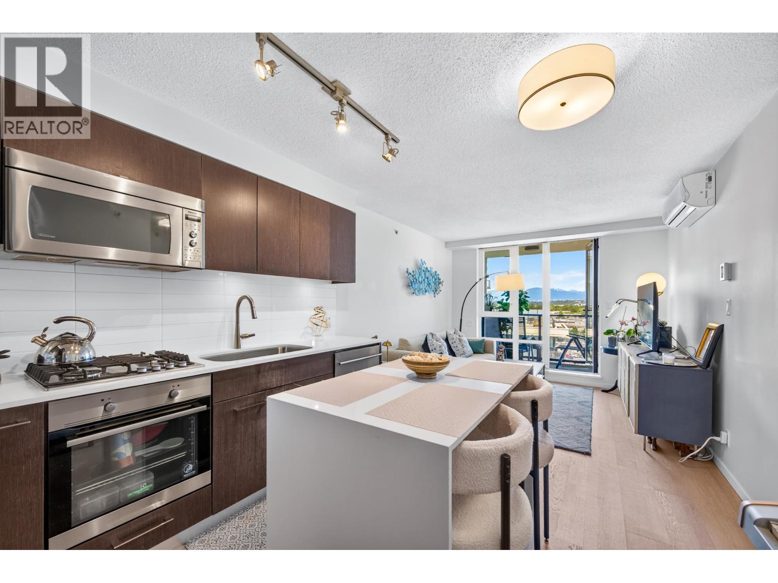 1305 7733 Firbridge Way Property Photo 13