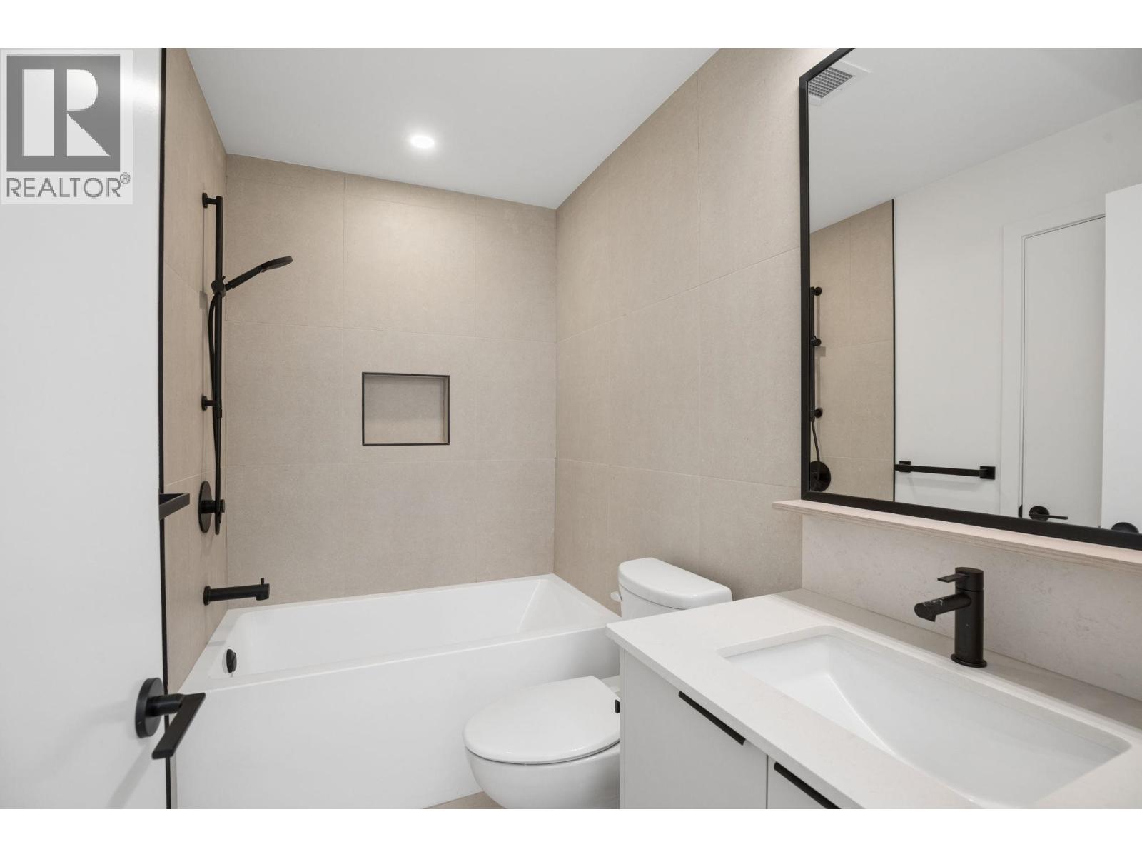 513 623 Kemsley Avenue Property Photo 19