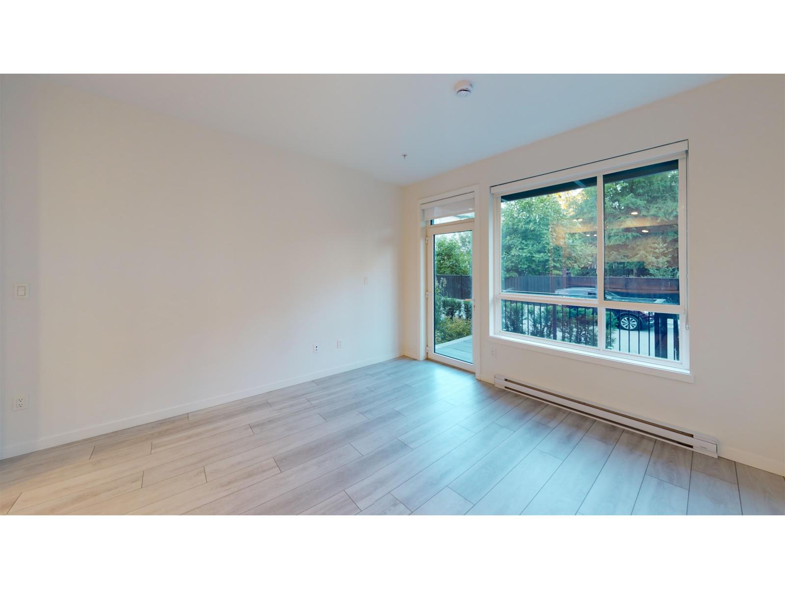 110 13838 108 Avenue Property Photo 6