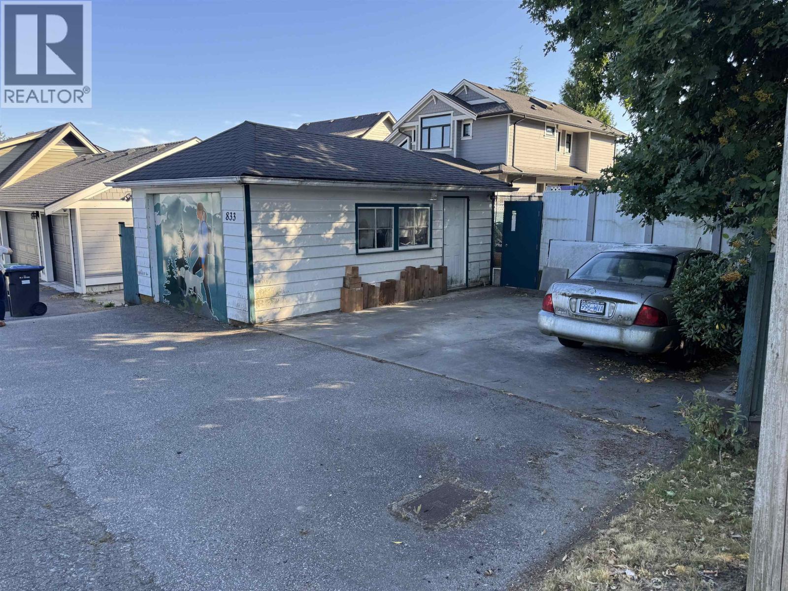 833 Scott Street Property Photo 2