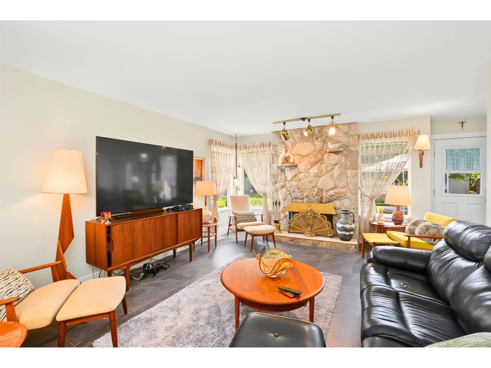 15578 112a Avenue Property Photo 11