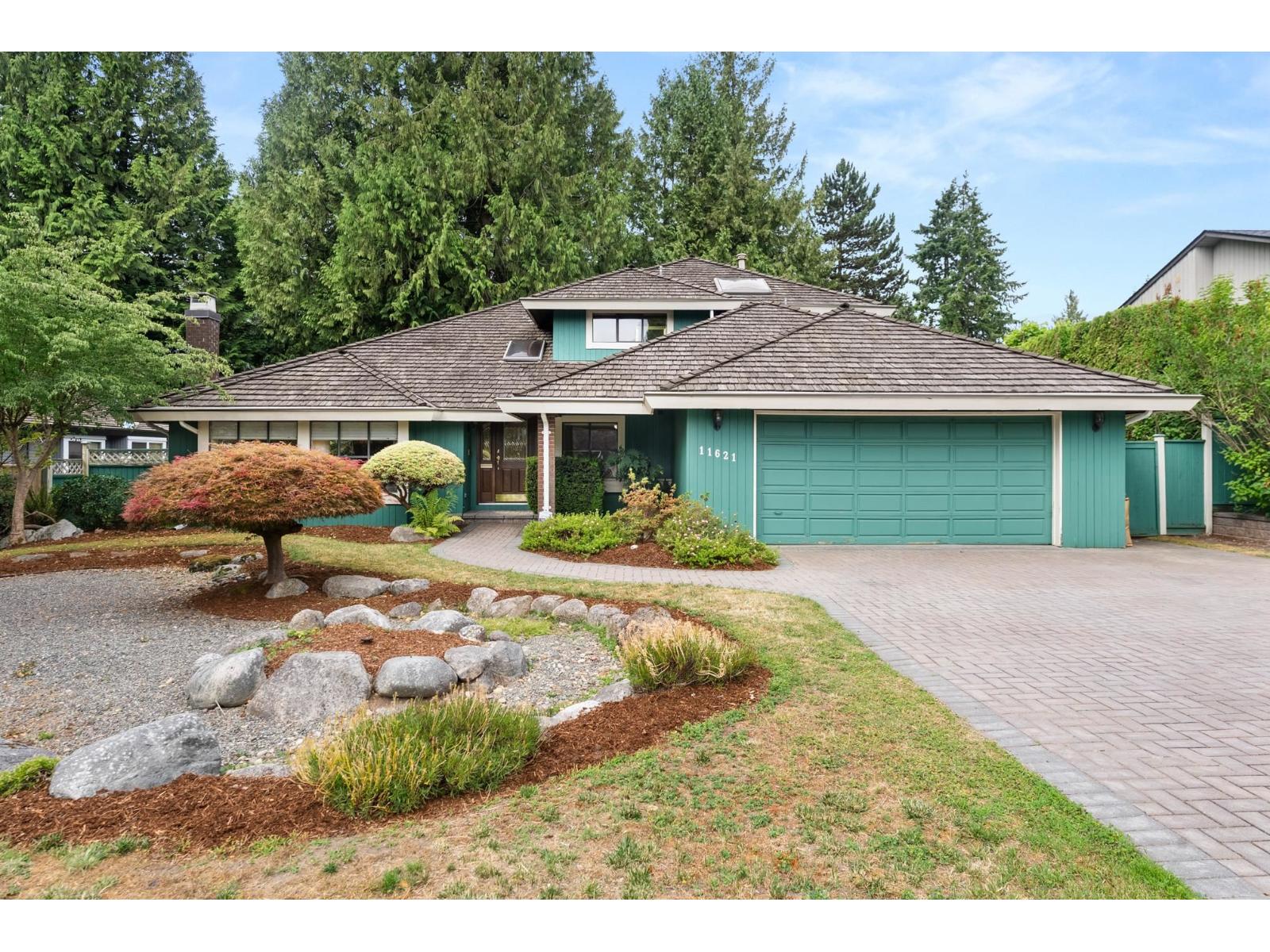 11621 SUMMIT CRESCENT