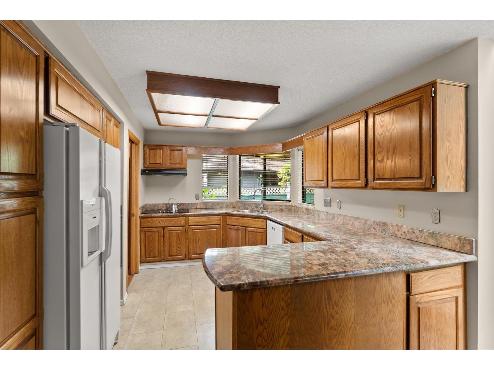 11621 Summit Crescent Property Photo 16