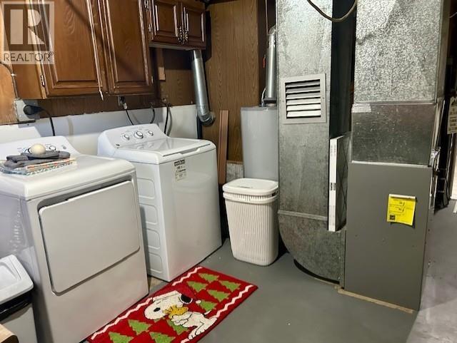 5208 43 Street Property Photo 11